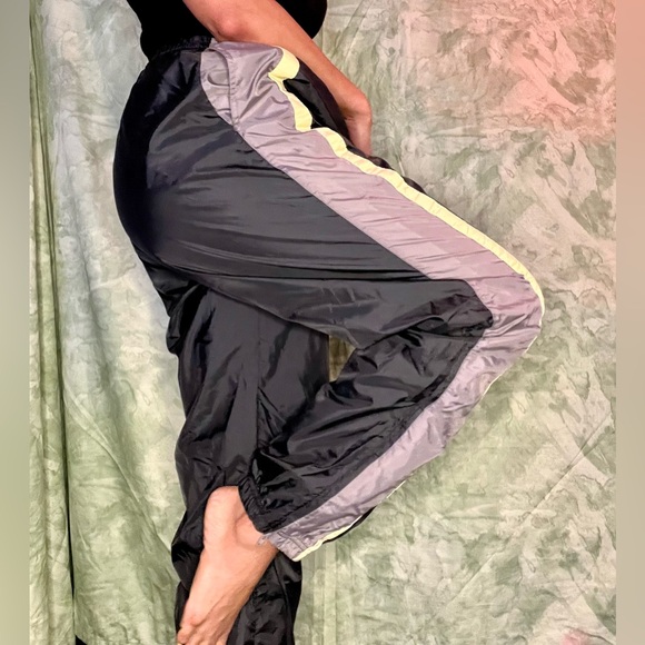 Junior's Black and Yellow Vintage Nike Swishy Joggers - Picture 4 of 5